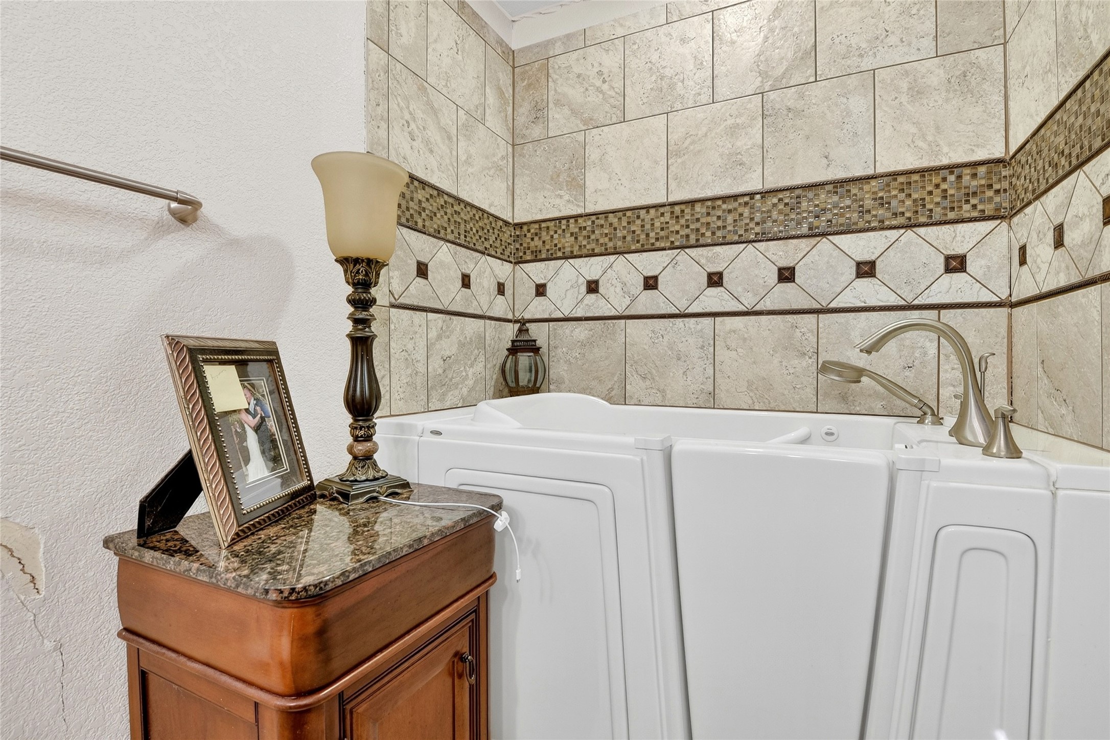 2947 Cameo Lane Farmers Branch TX 75234
