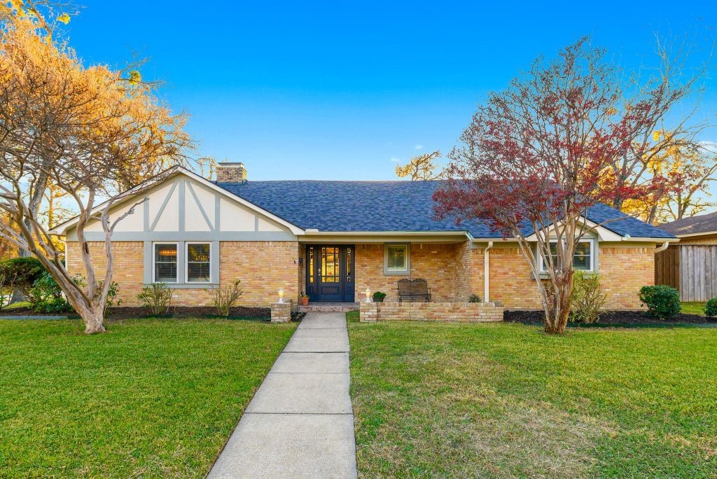 3509 S Glenbrook Drive Garland TX 75041