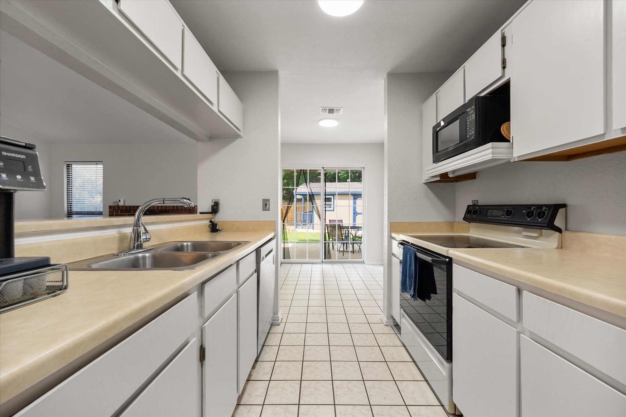 4212 Glen Pines Drive Arlington TX 76016