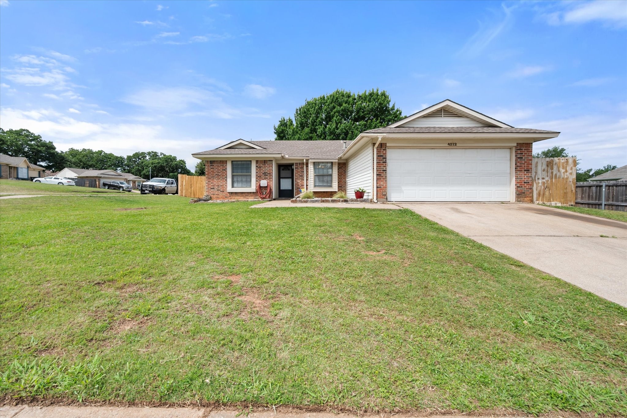 4212 Glen Pines Drive Arlington TX 76016