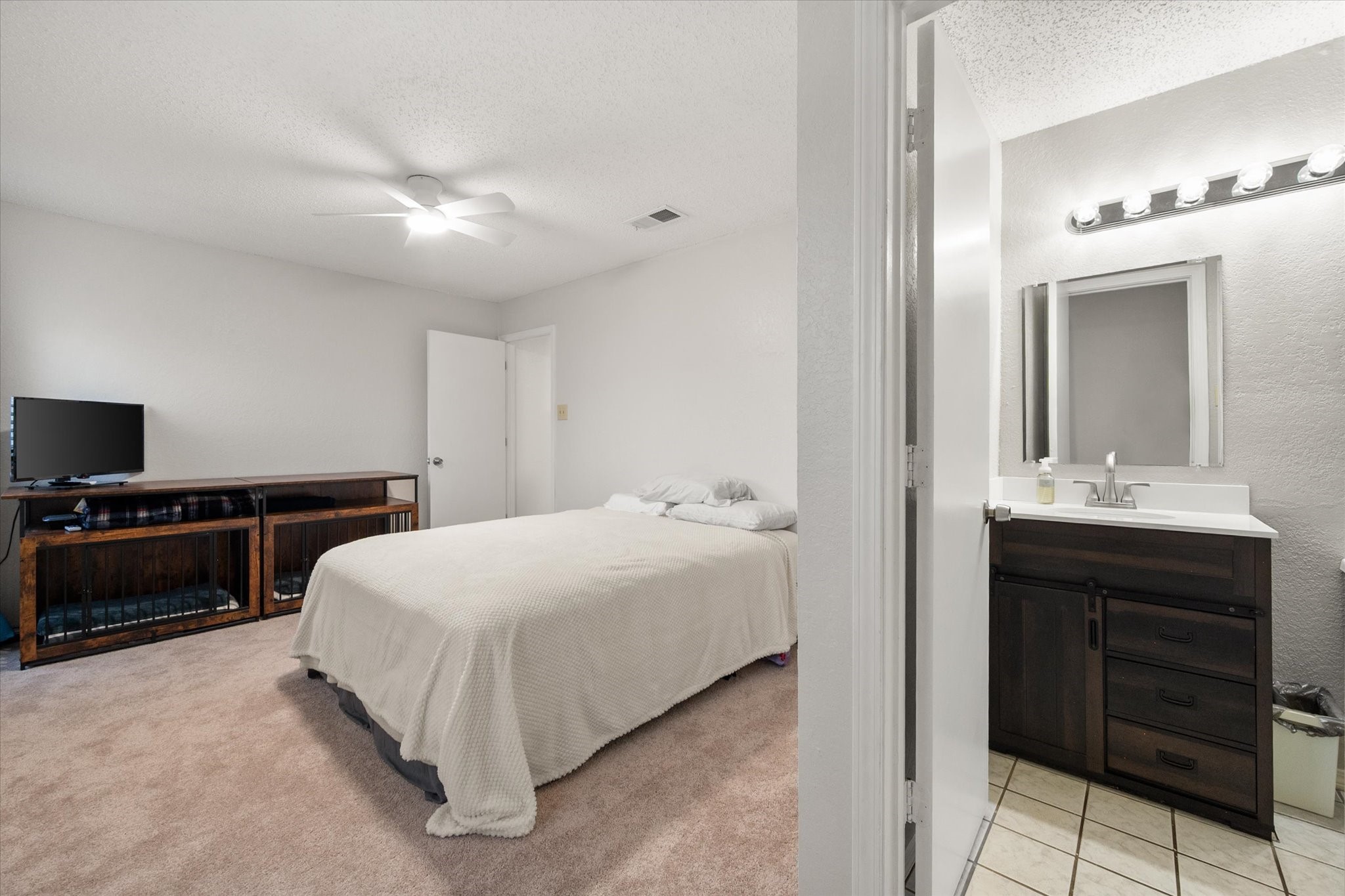 4212 Glen Pines Drive Arlington TX 76016