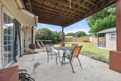 4212 Glen Pines Drive Arlington TX 76016