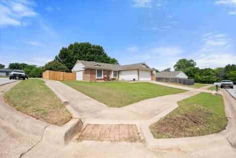 4212 Glen Pines Drive Arlington TX 76016