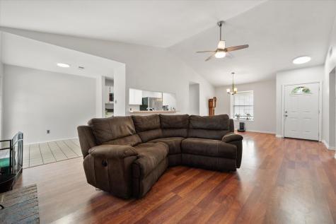 4212 Glen Pines Drive Arlington TX 76016