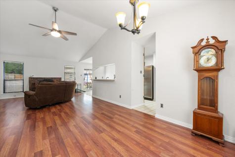4212 Glen Pines Drive Arlington TX 76016