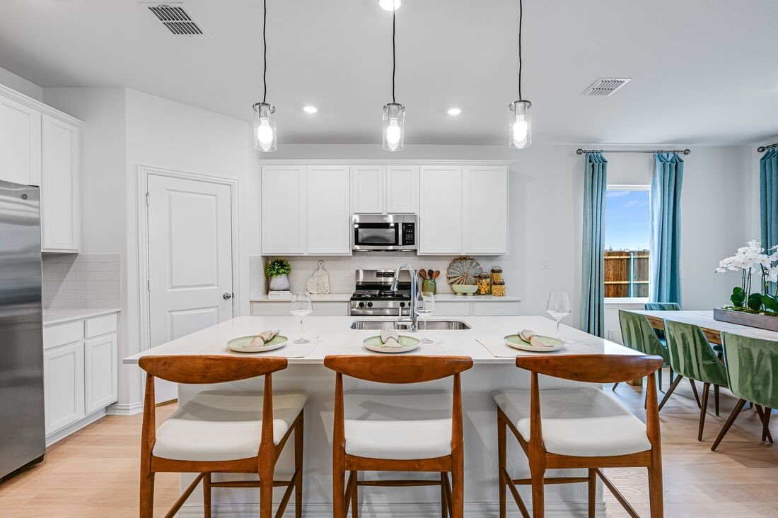 2309 Buffalo Bayou Way Crandall TX 75114