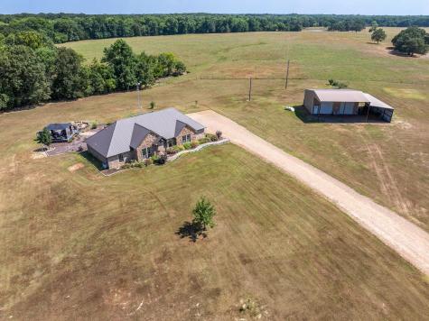 1532 County Road 2800 Honey Grove TX 75446