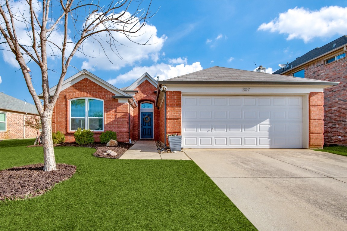 307 Kimble Drive Euless TX 76039