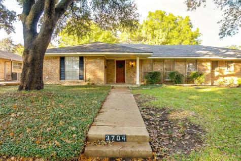 3704 Ashford Avenue Fort Worth TX 76133
