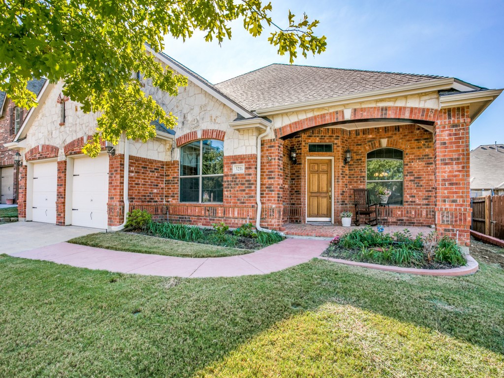3216 Outlook Court Fort Worth TX 76244