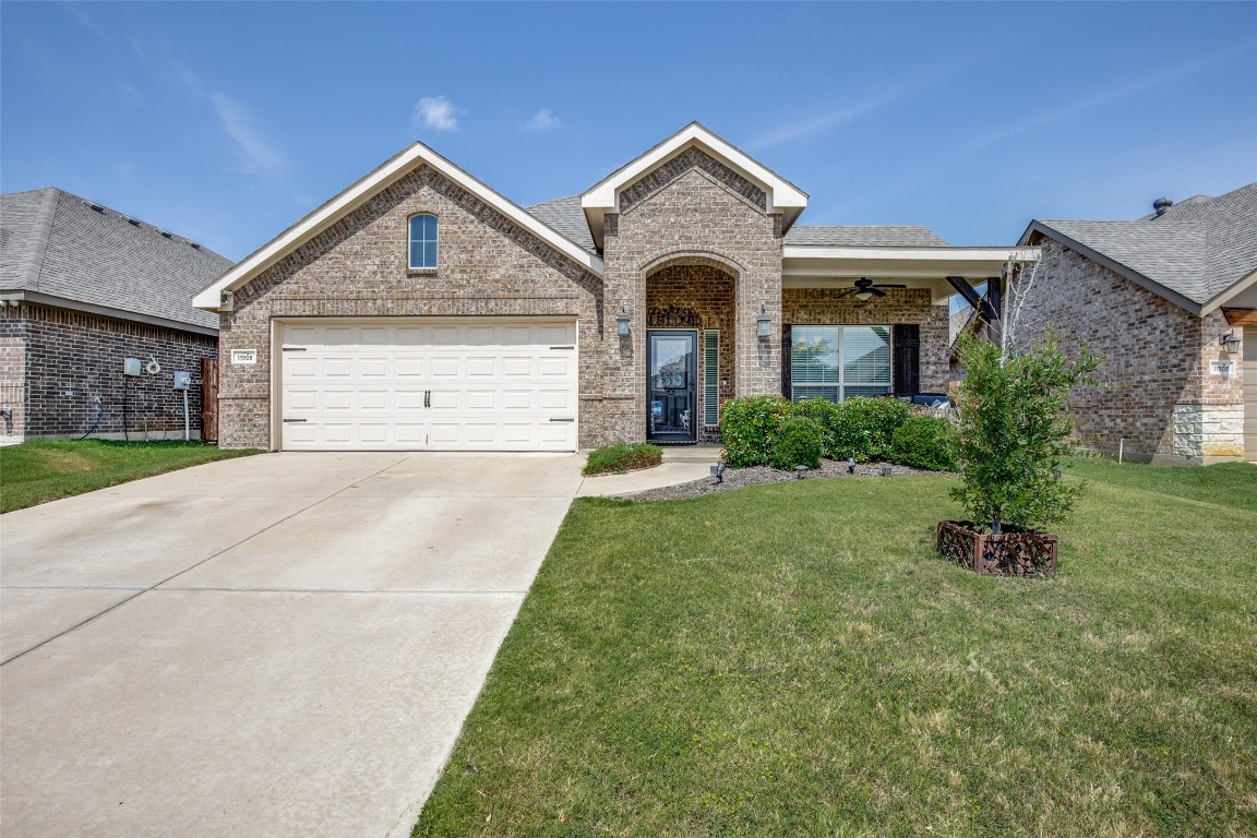 11908 Bexley Drive Burleson TX 76028