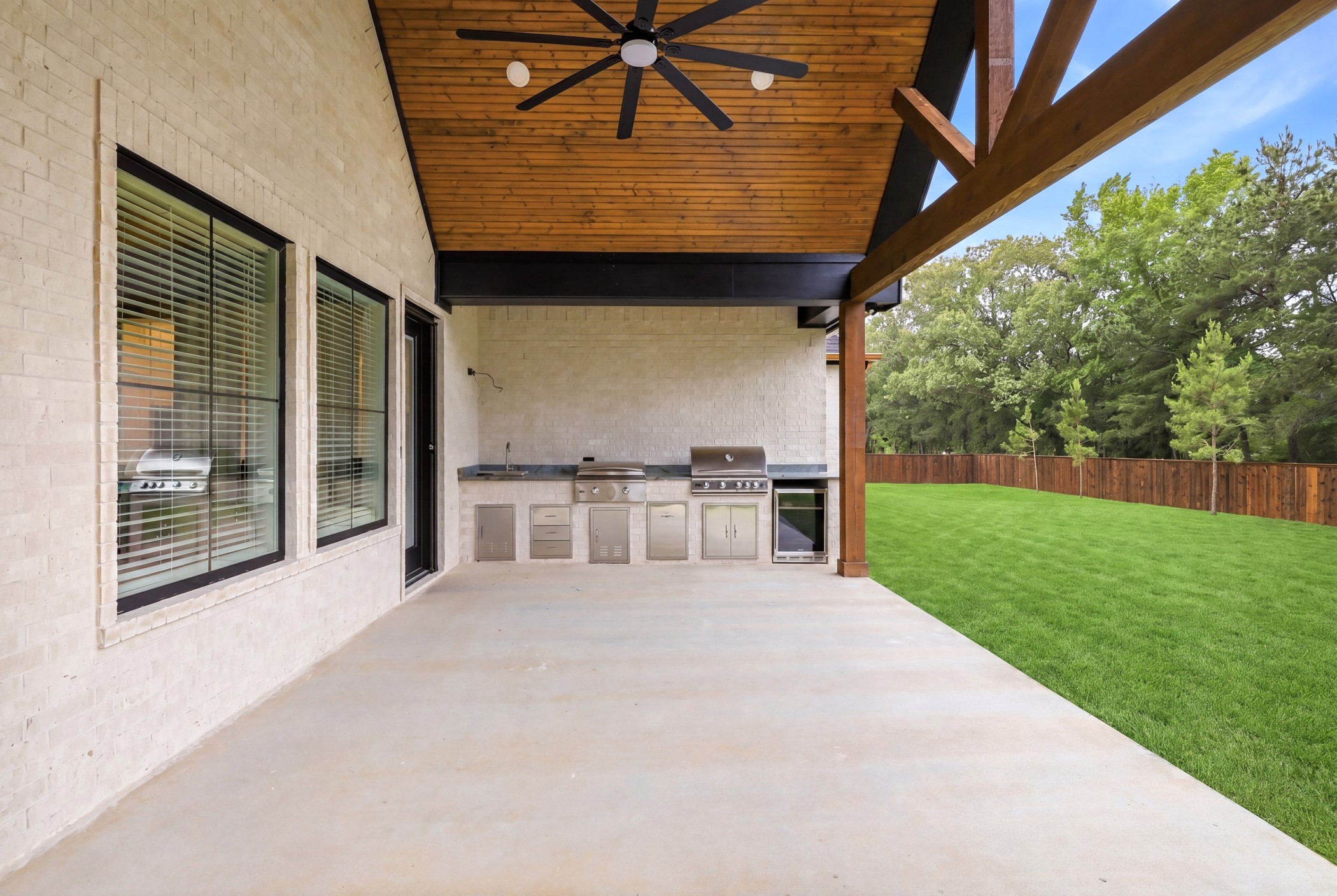 150 Waterfowl Longview TX 75602