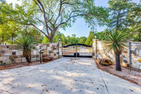 619 W Oakdale Street Keene TX 76059