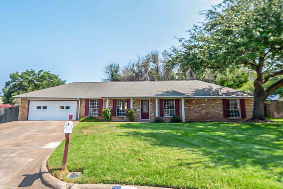 1303 Duxbury Court Arlington TX 76015