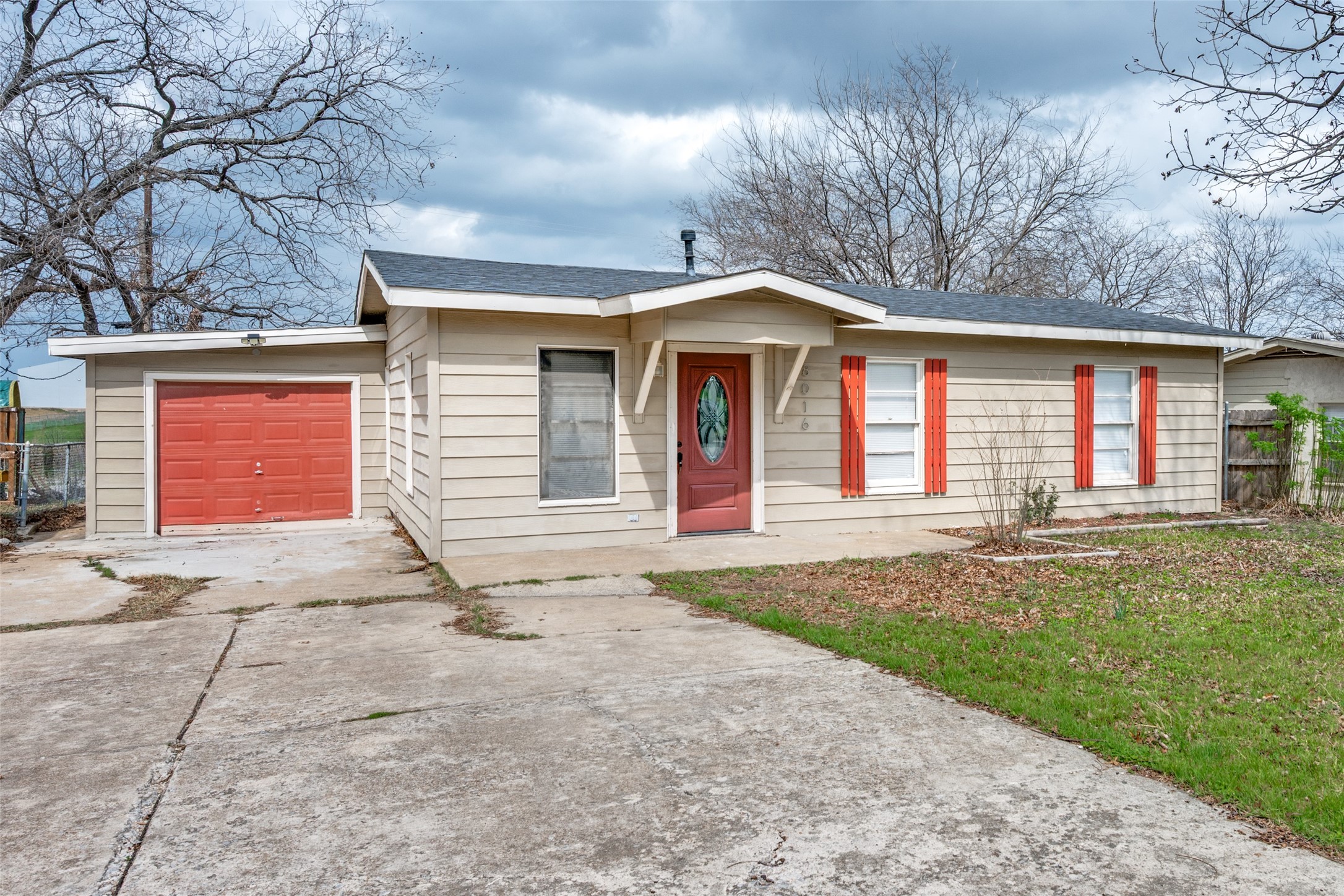 8016 Downe Drive White Settlement TX 76108