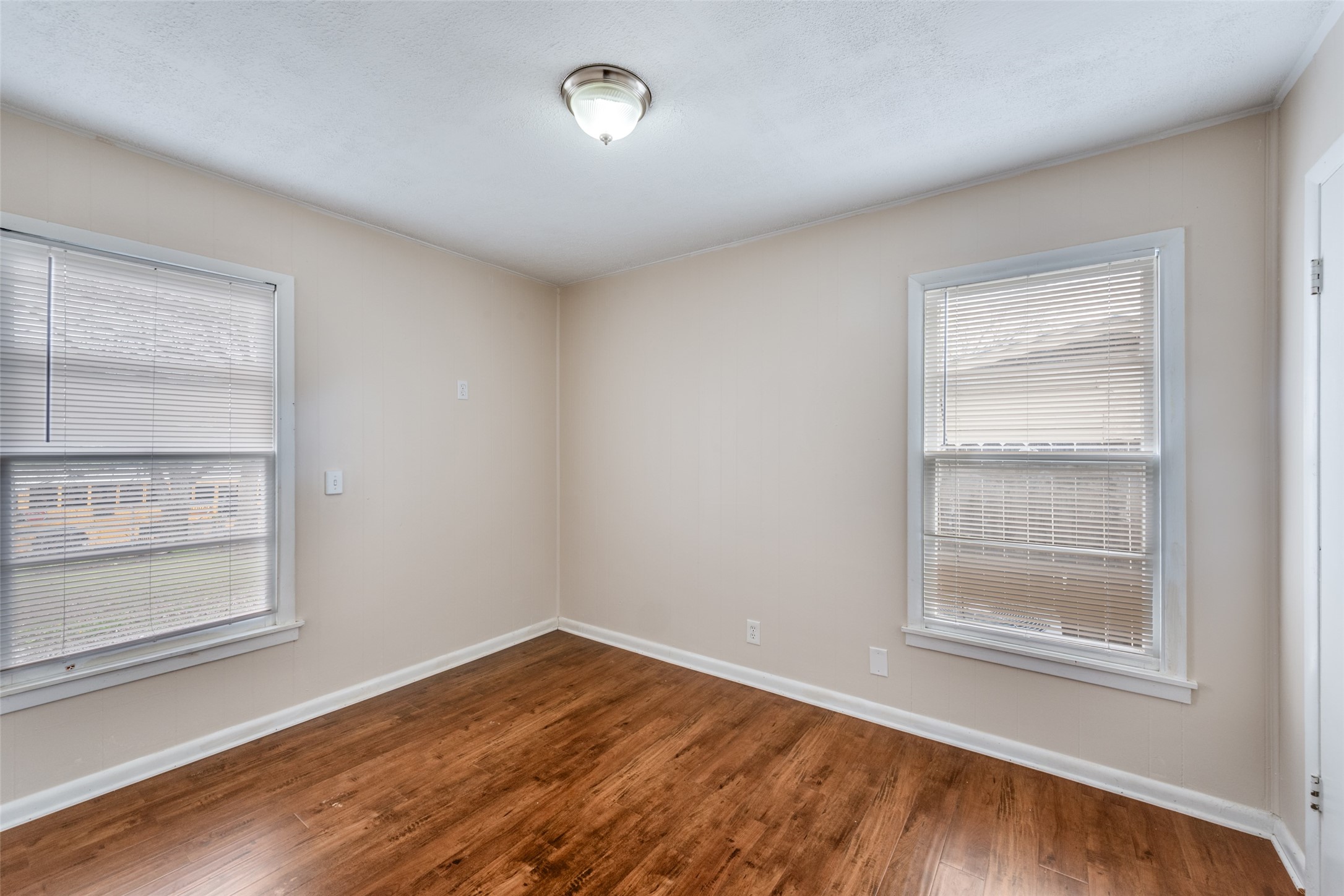 8016 Downe Drive White Settlement TX 76108
