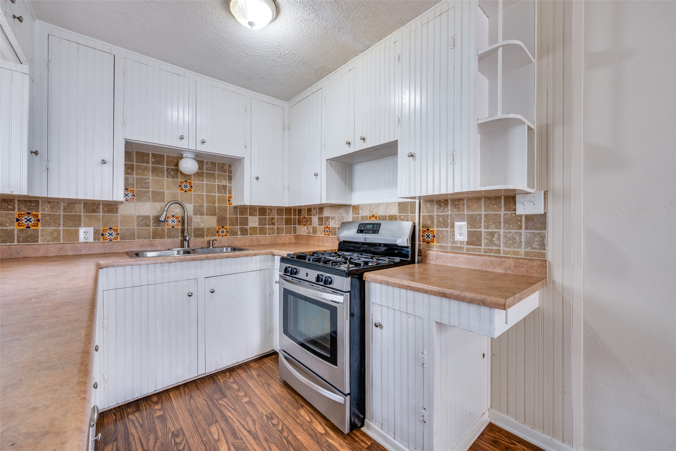8016 Downe Drive White Settlement TX 76108