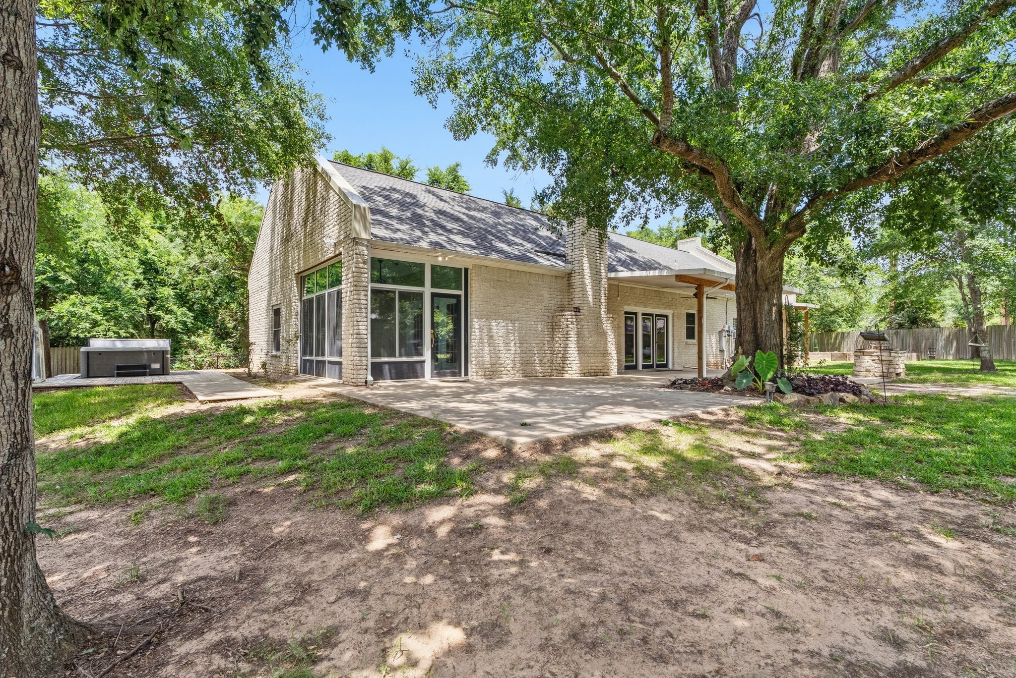 16285 W County Road 189 Flint TX 75762