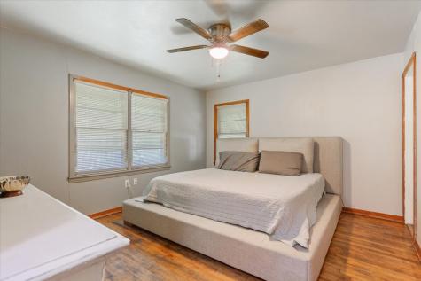 139 Meadowbrook Street Robinson TX 76706