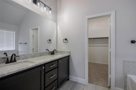 226 Comanche Trail Alvarado TX 76009