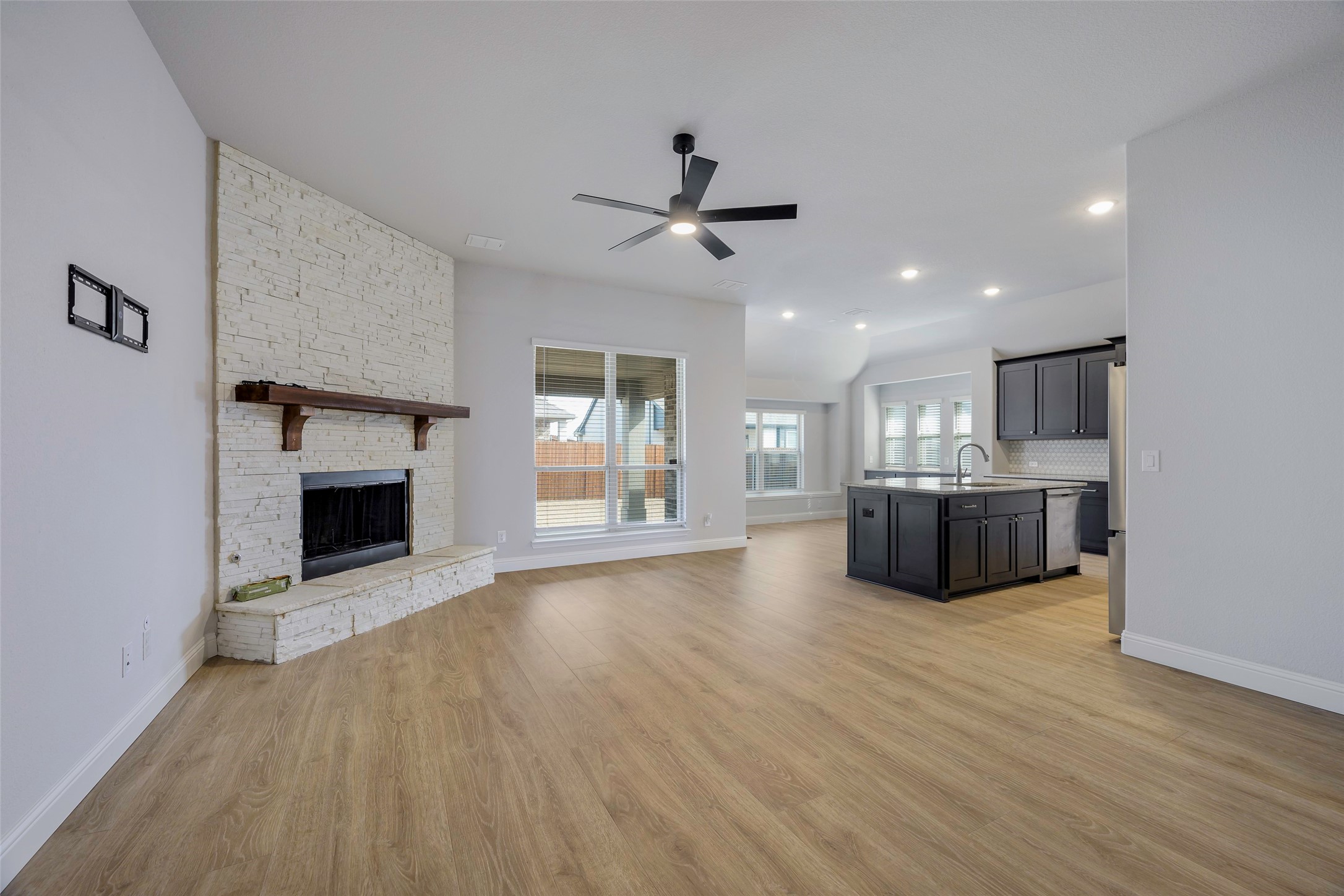 226 Comanche Trail Alvarado TX 76009
