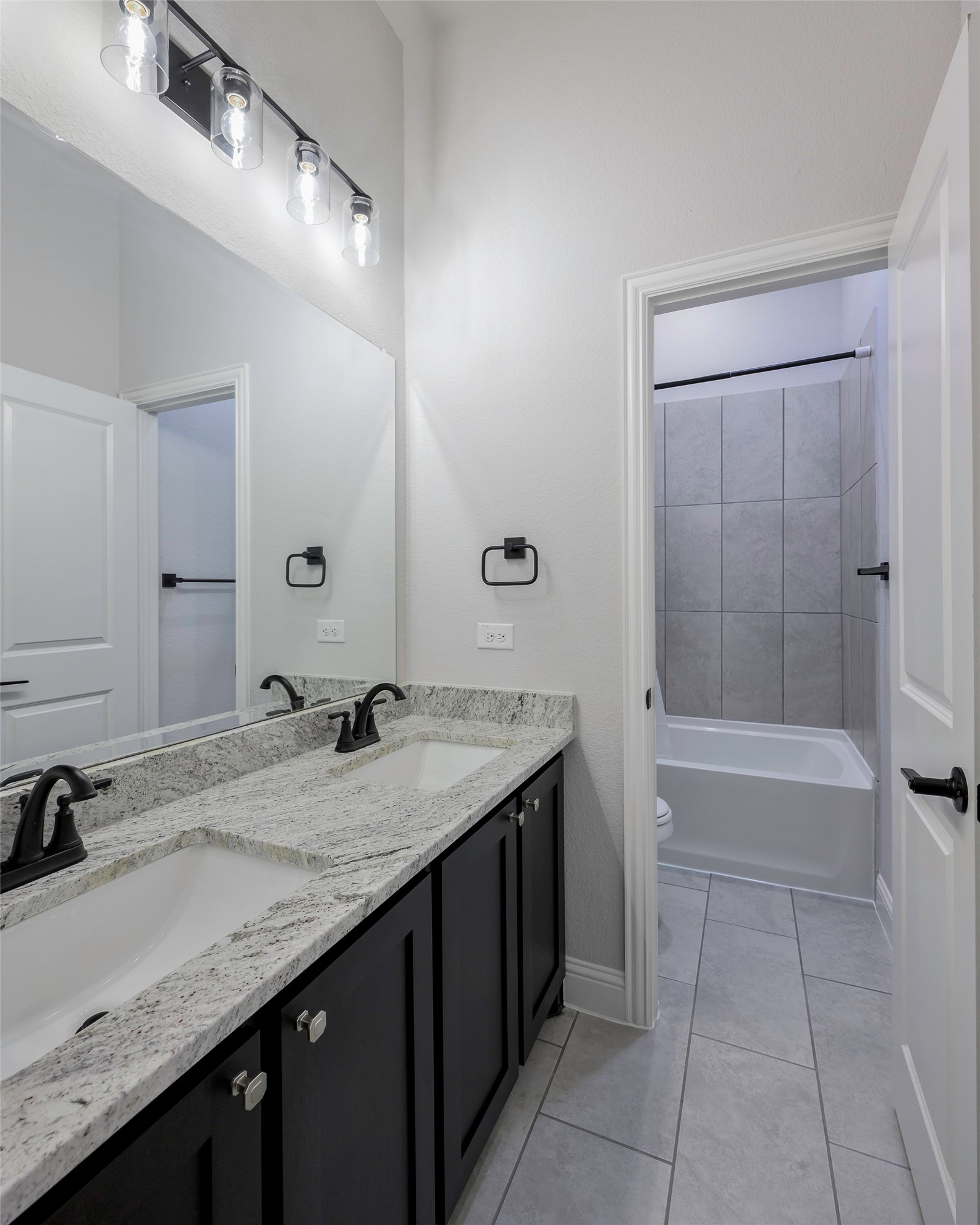 226 Comanche Trail Alvarado TX 76009