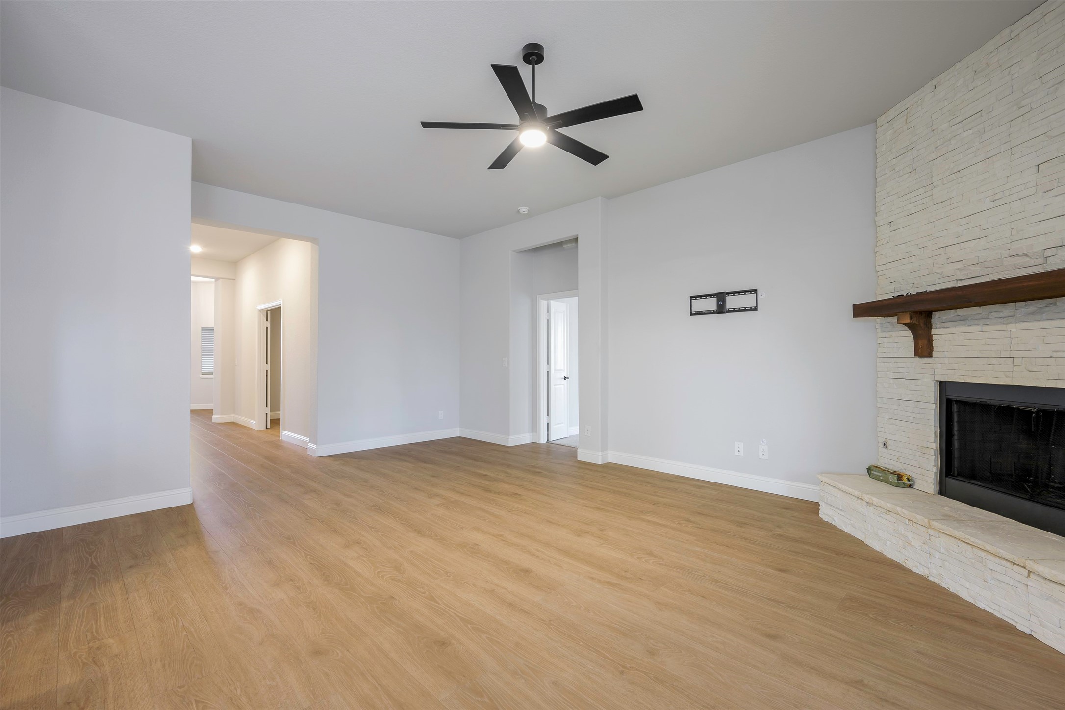 226 Comanche Trail Alvarado TX 76009