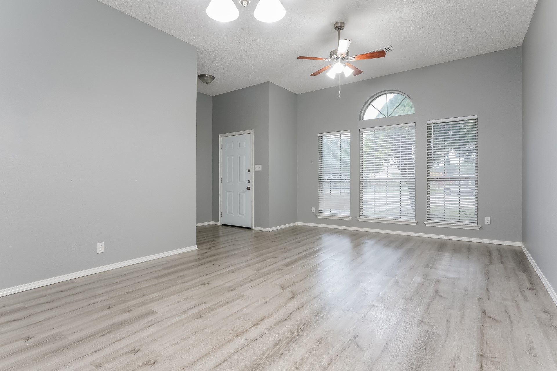 3206 Weirgate Court Grand Prairie TX 75052