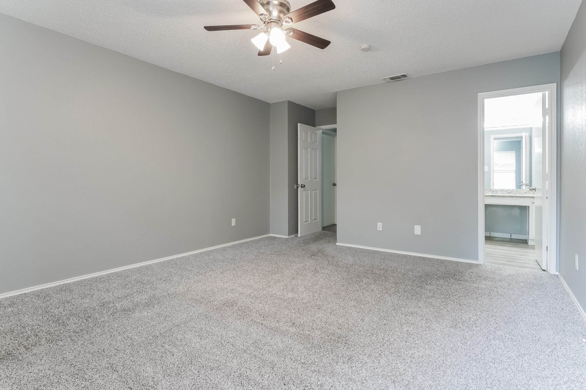 3206 Weirgate Court Grand Prairie TX 75052