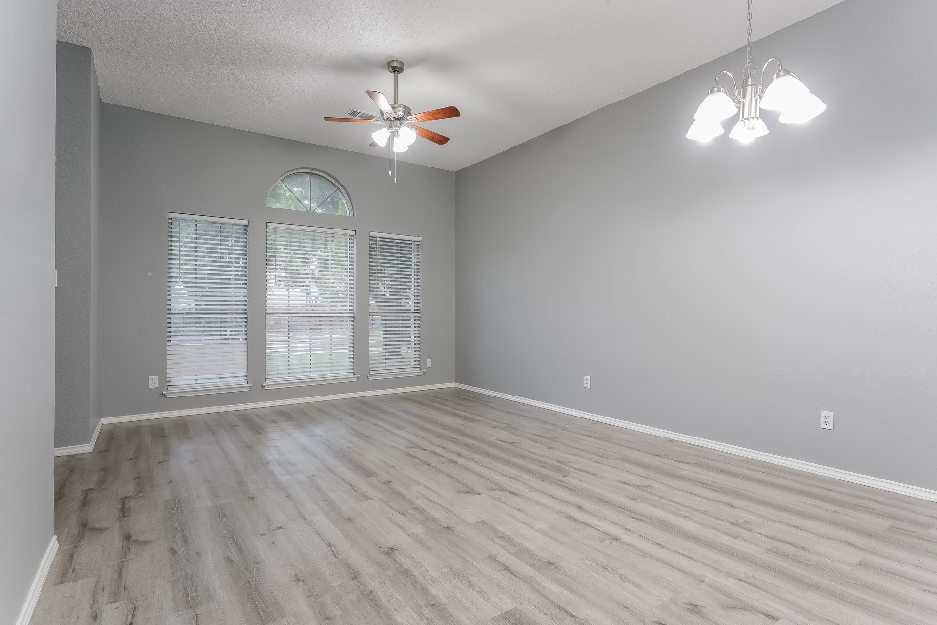 3206 Weirgate Court Grand Prairie TX 75052