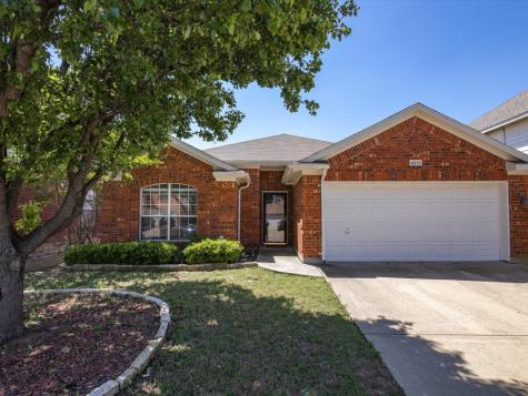 4513 Lodestone Lane Fort Worth TX 76123