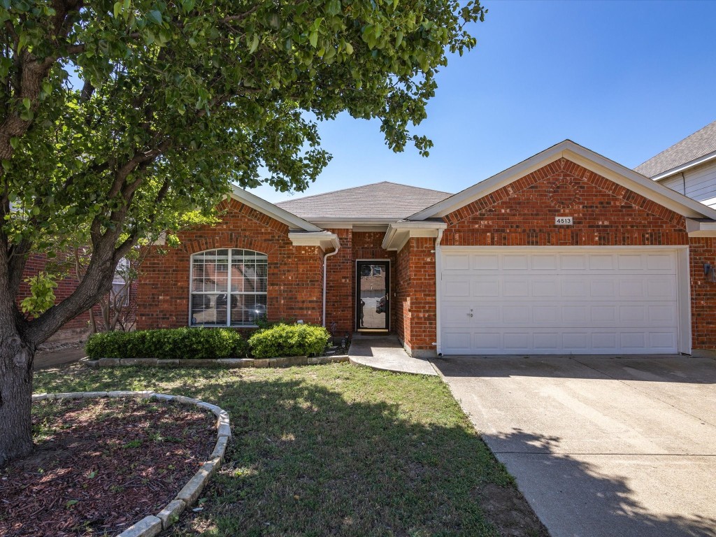 4513 Lodestone Lane Fort Worth TX 76123