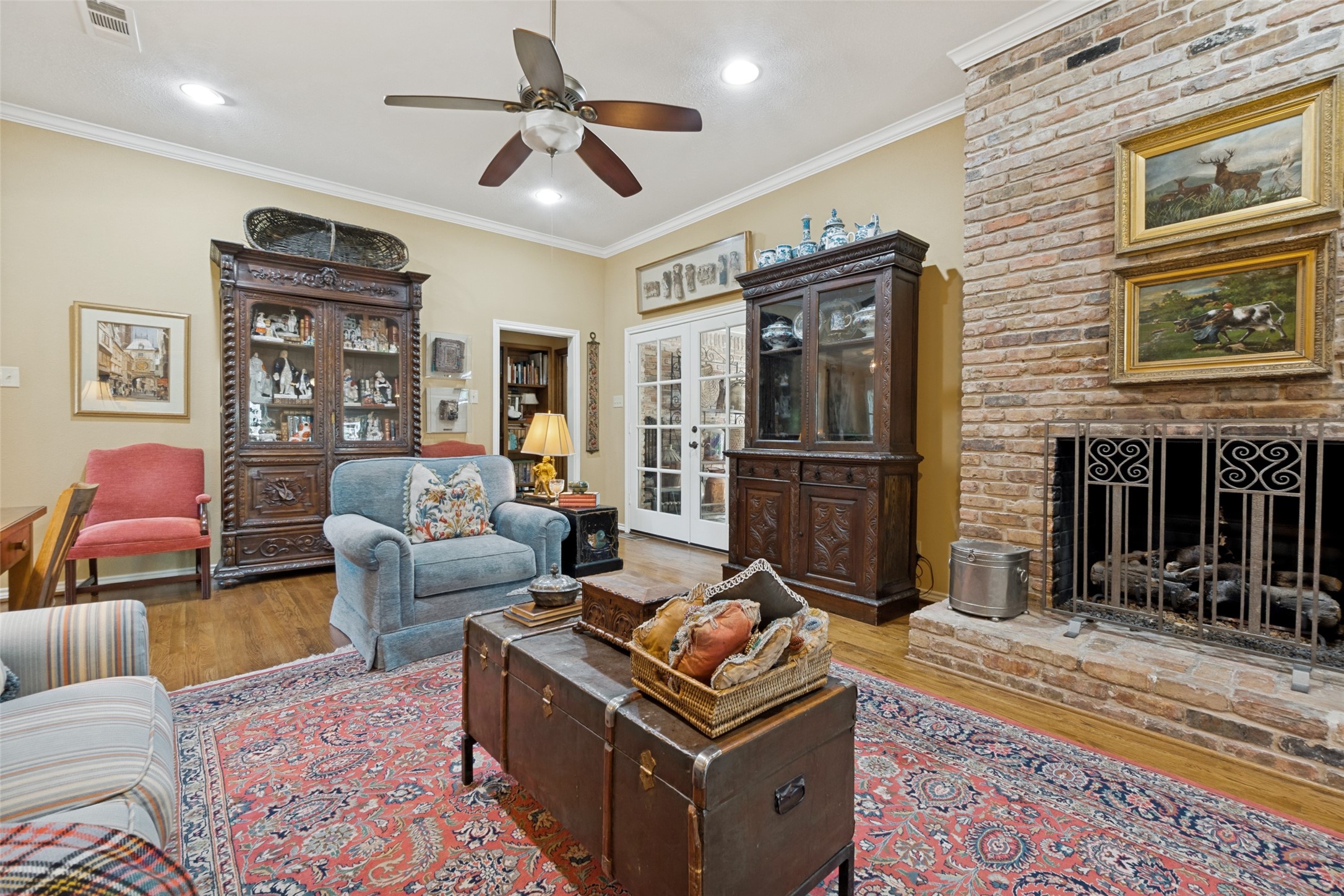 6828 Hyde Park Drive Dallas TX 75231