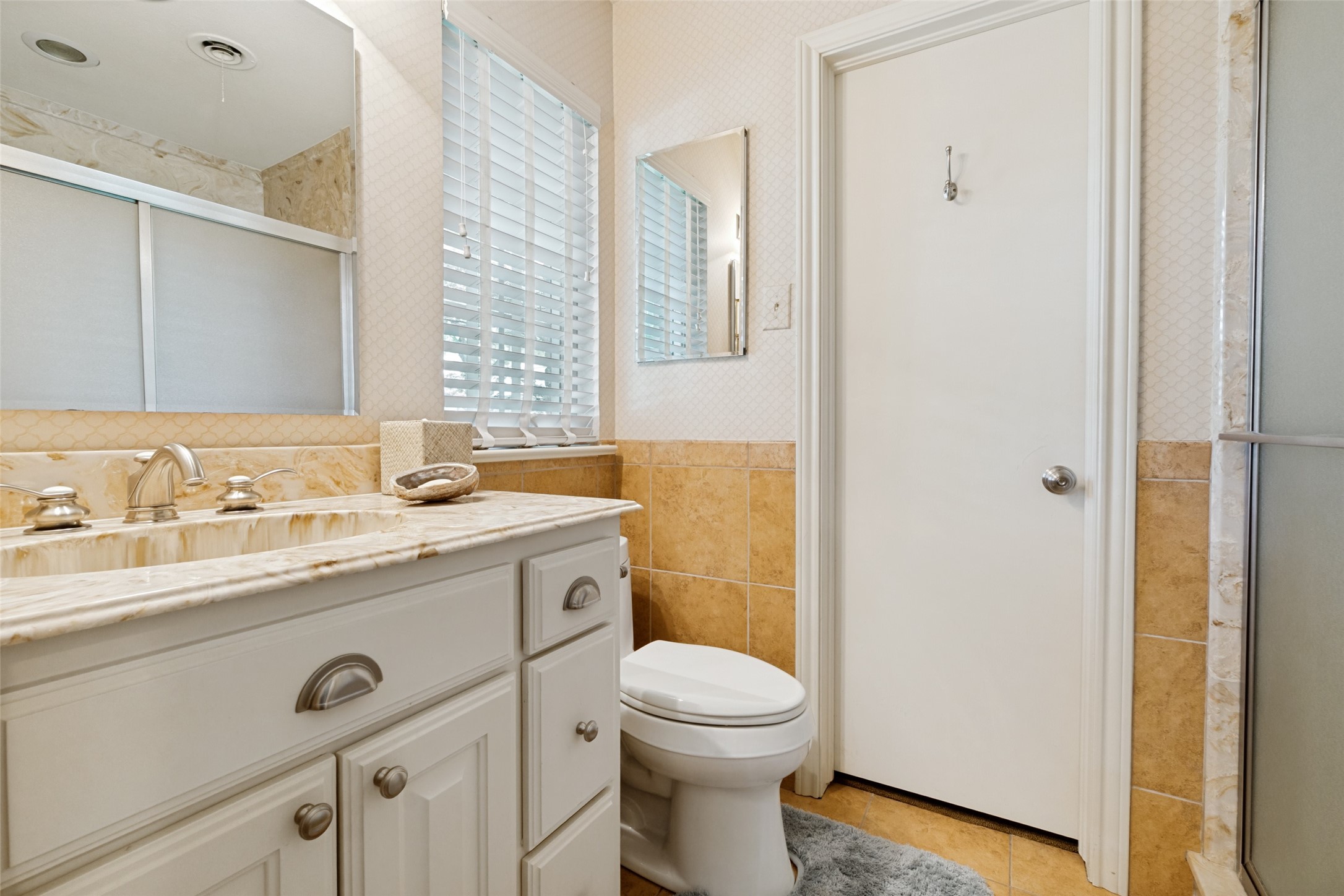 6828 Hyde Park Drive Dallas TX 75231