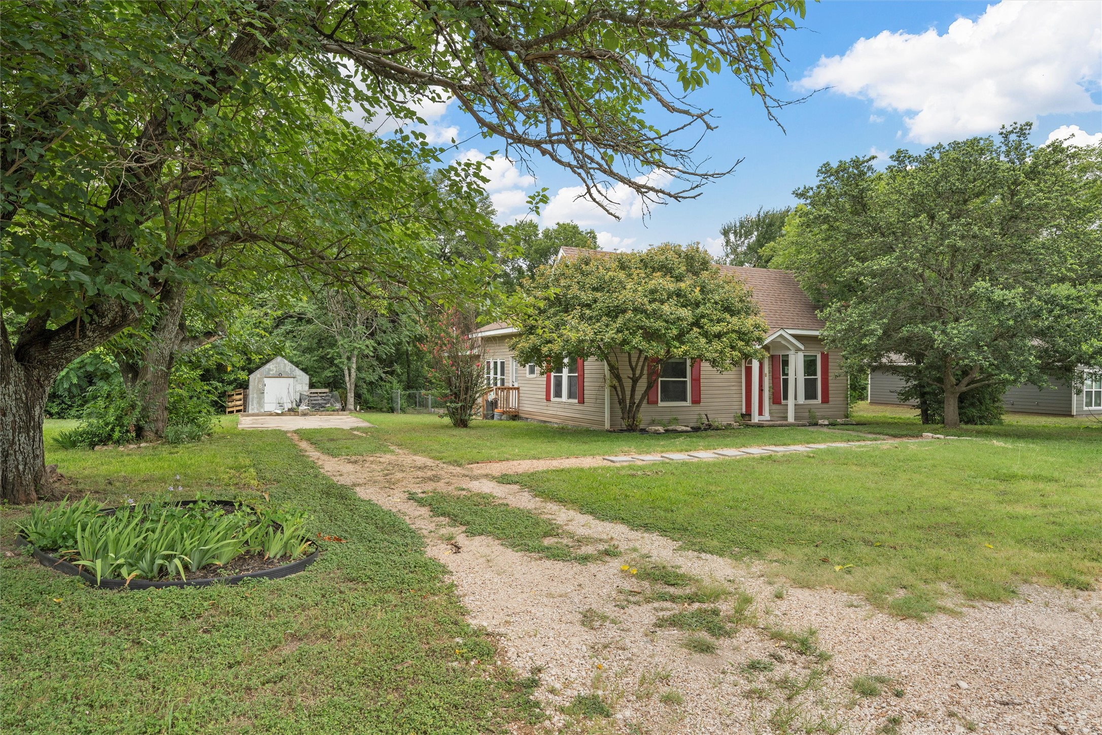 504 6th Street Valley Mills TX 76689