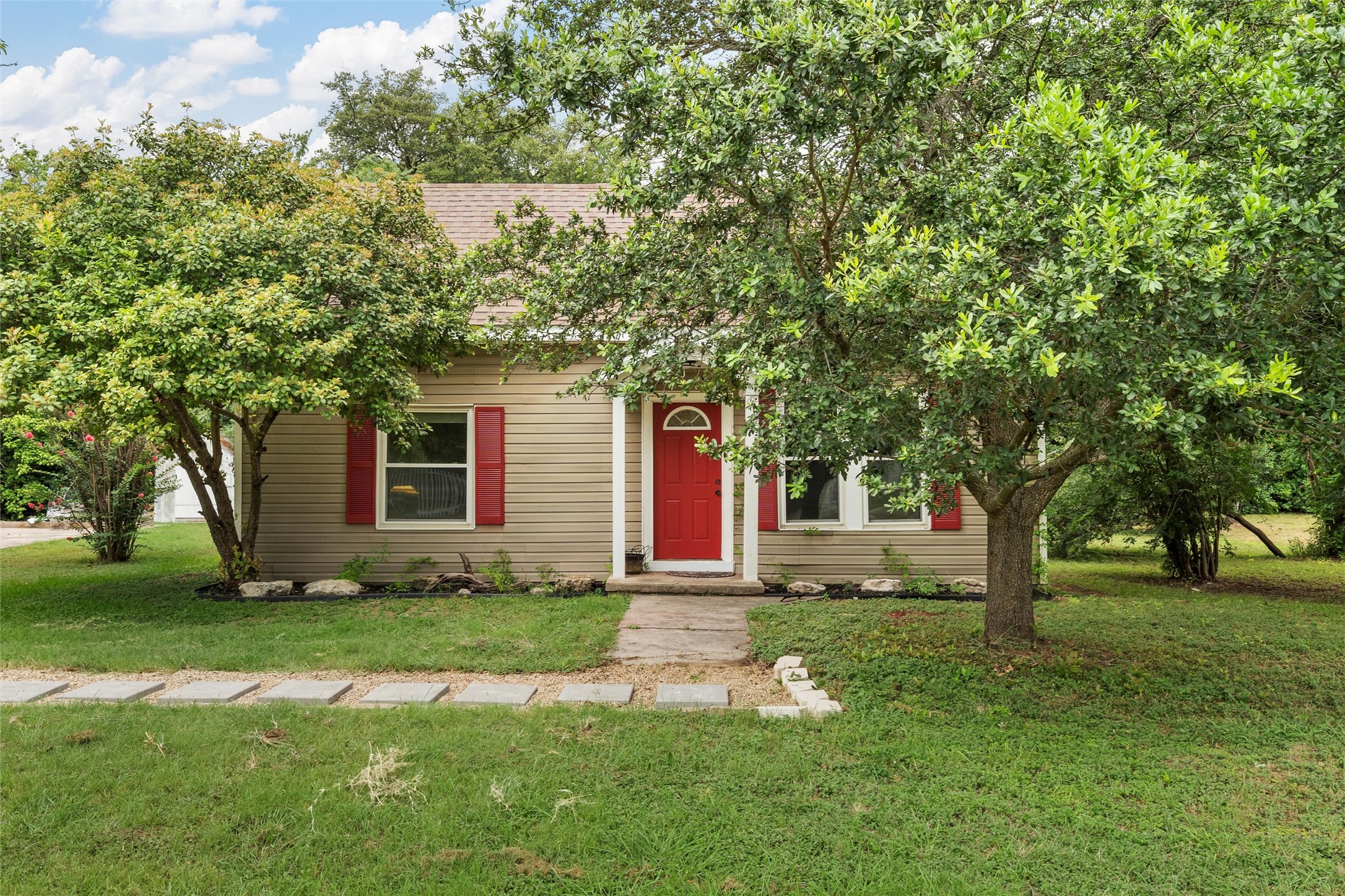 504 6th Street Valley Mills TX 76689