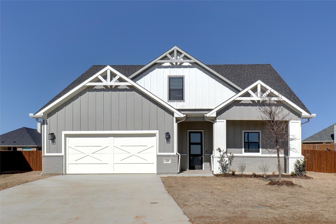 129 William Lane Godley TX 76044