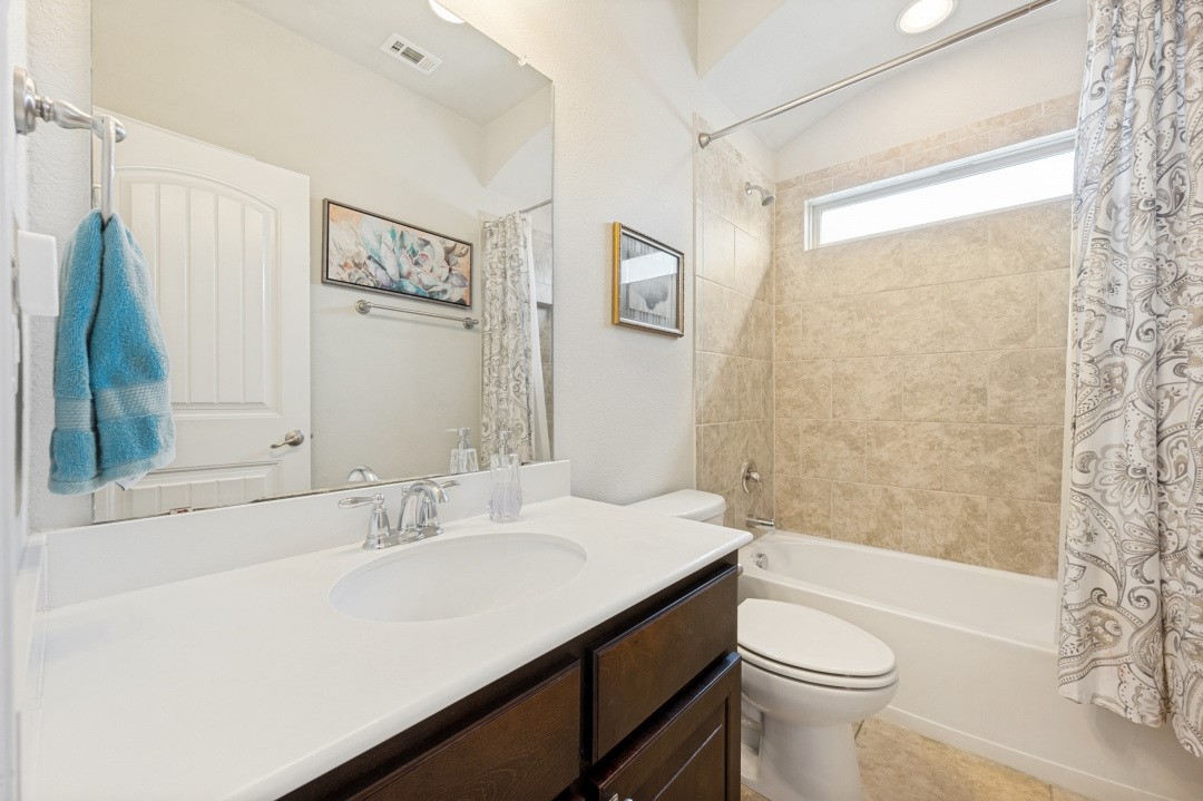 2020 Milano Lane Lewisville TX 75077