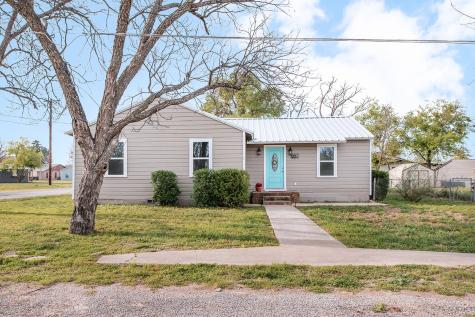 201 W Pearl Street Brady TX 76825