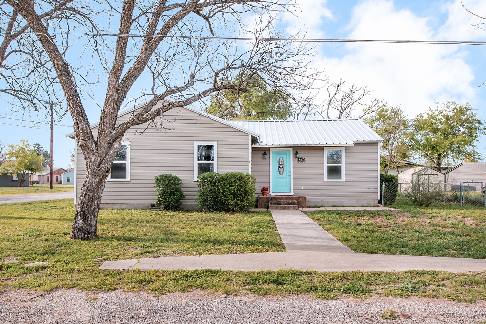 201 W Pearl Street Brady TX 76825