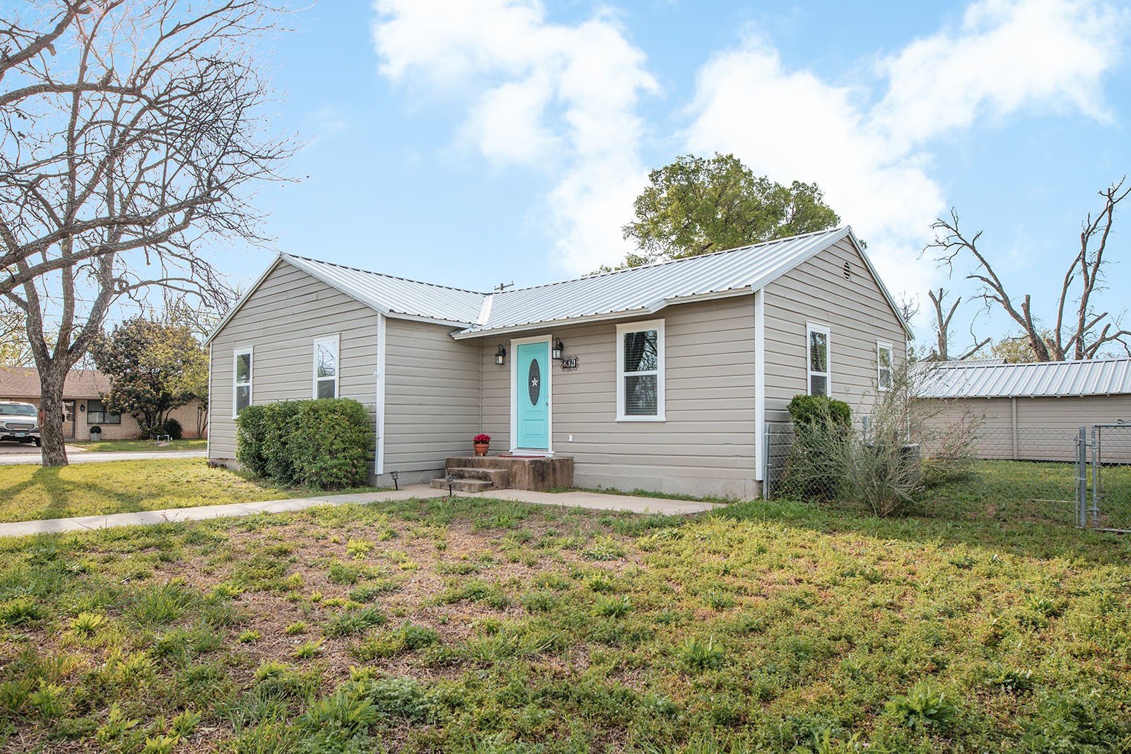 201 W Pearl Street Brady TX 76825