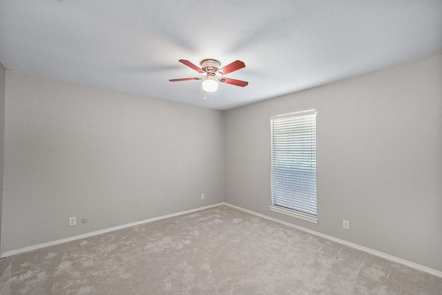 113 Diane Drive Sanger TX 76266