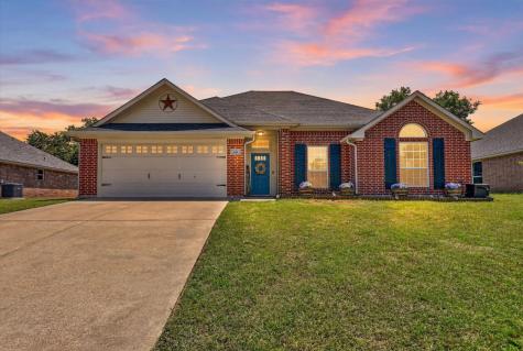 309 Catherine Street Joshua TX 76058
