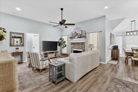 309 Catherine Street Joshua TX 76058