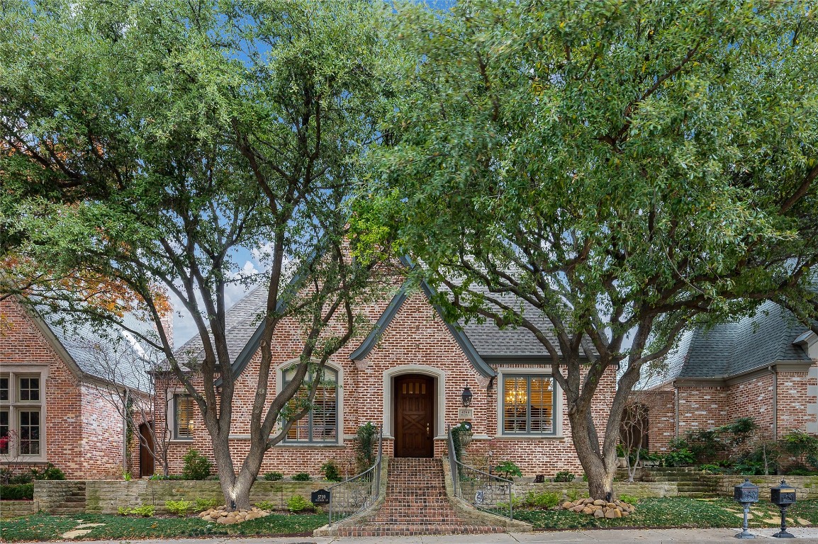 5759 Prestwick Lane Dallas TX 75252