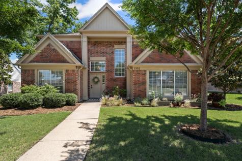 1332 Old Barn Lane Lewisville TX 75067