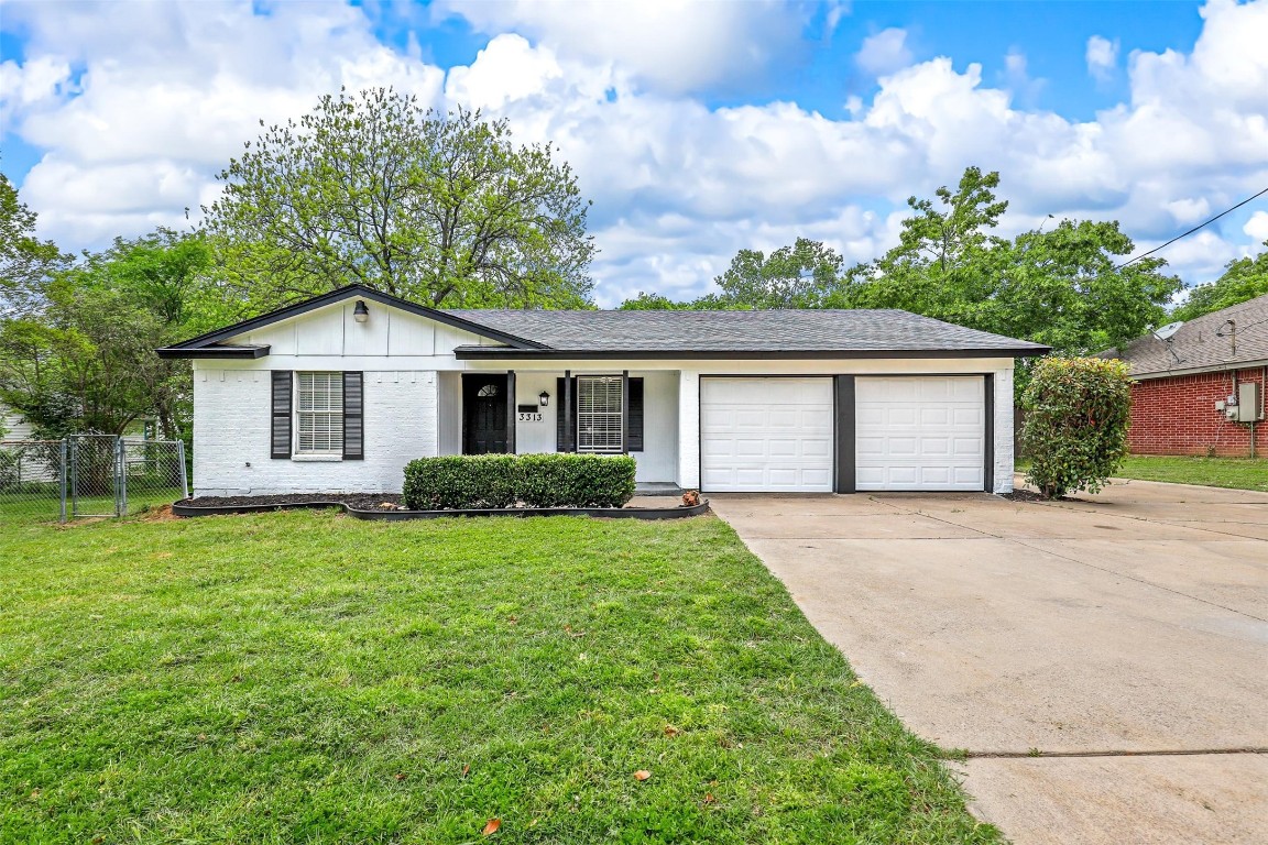 3313 Earle Drive Haltom City TX 76117