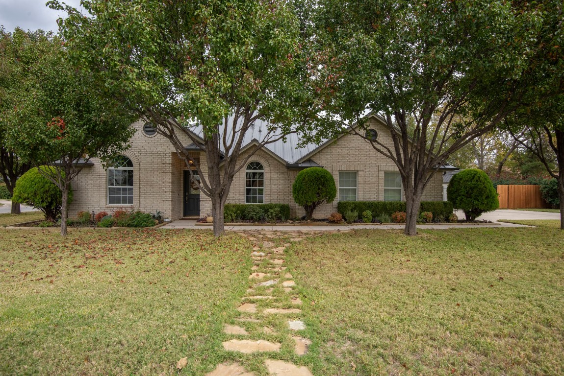 8201 Newman Drive North Richland Hills TX 76180