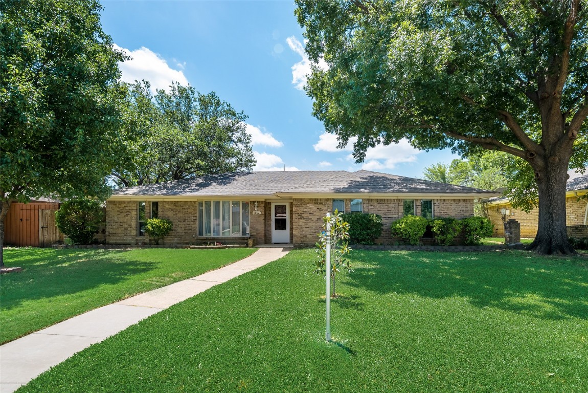1062 Grove Drive Lewisville TX 75077
