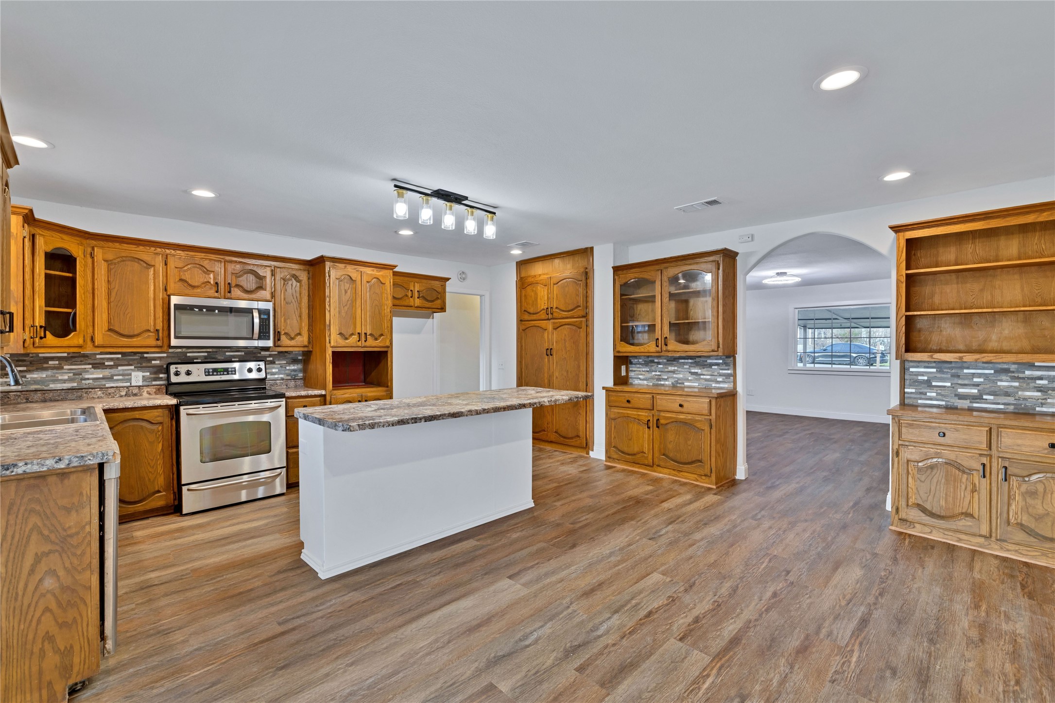 204 N 3rd Street Celeste TX 75423